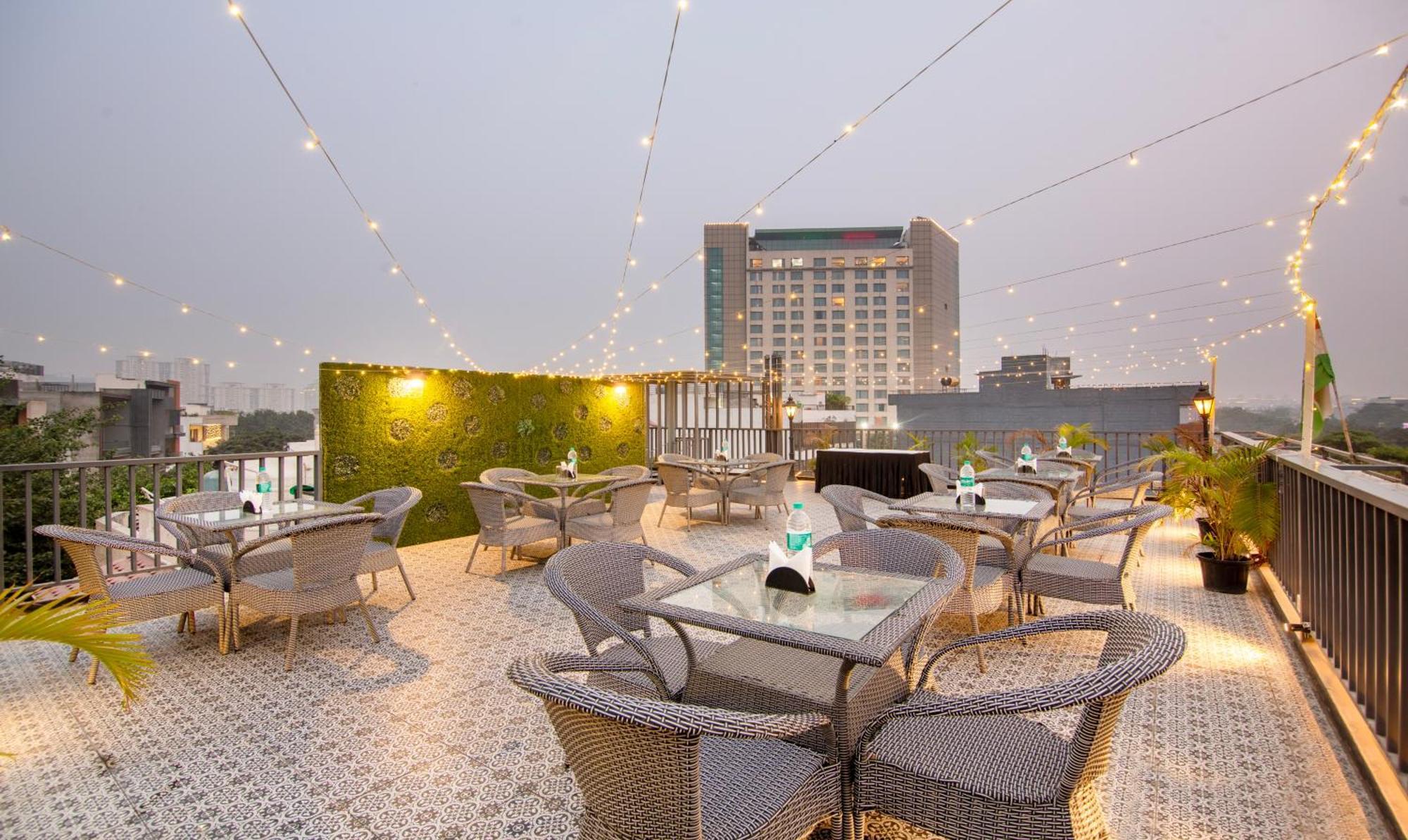 Super Townhouse Sushant Lok Phase 1 Formerly Hotel Neven Gurgaon Luaran gambar