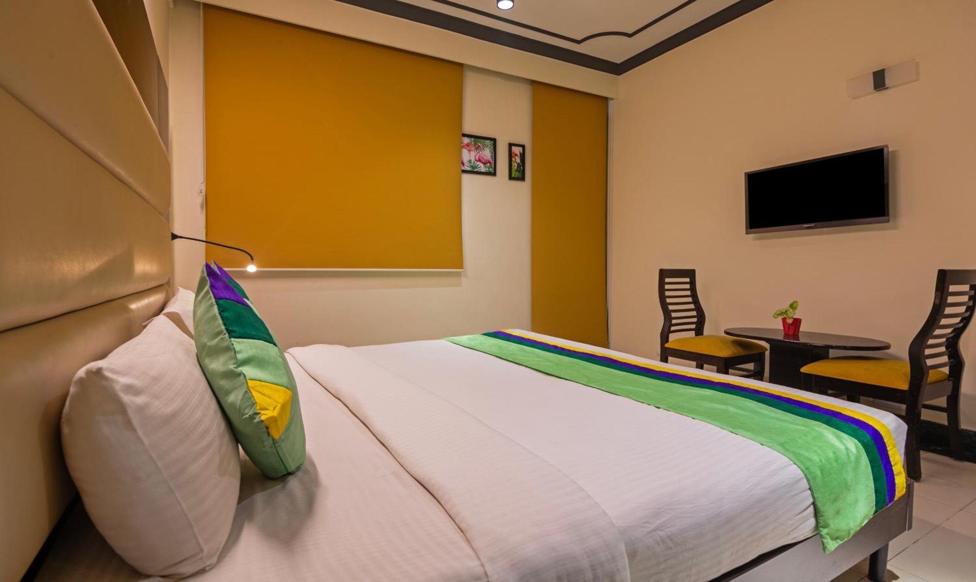 Super Townhouse Sushant Lok Phase 1 Formerly Hotel Neven Gurgaon Luaran gambar