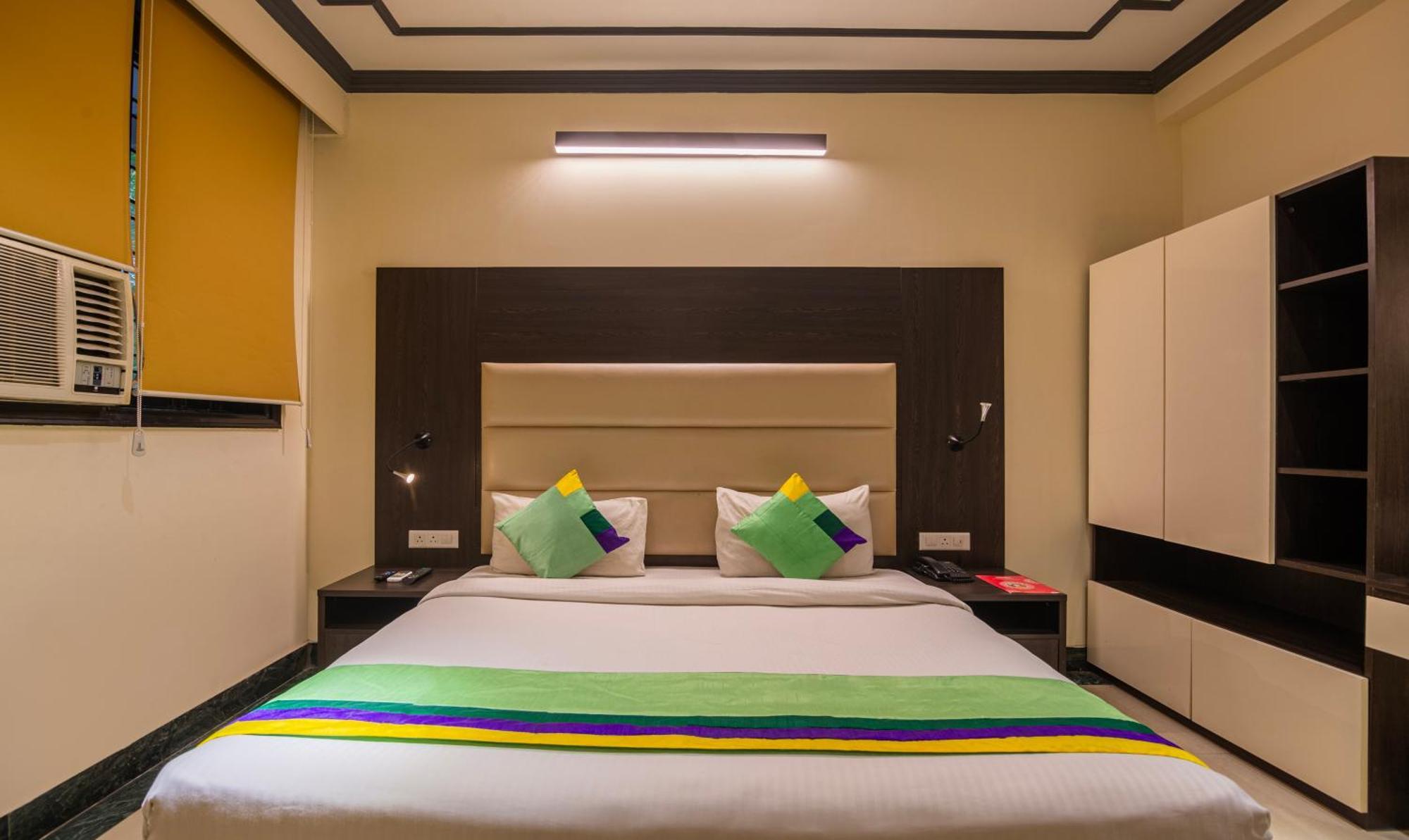 Super Townhouse Sushant Lok Phase 1 Formerly Hotel Neven Gurgaon Luaran gambar