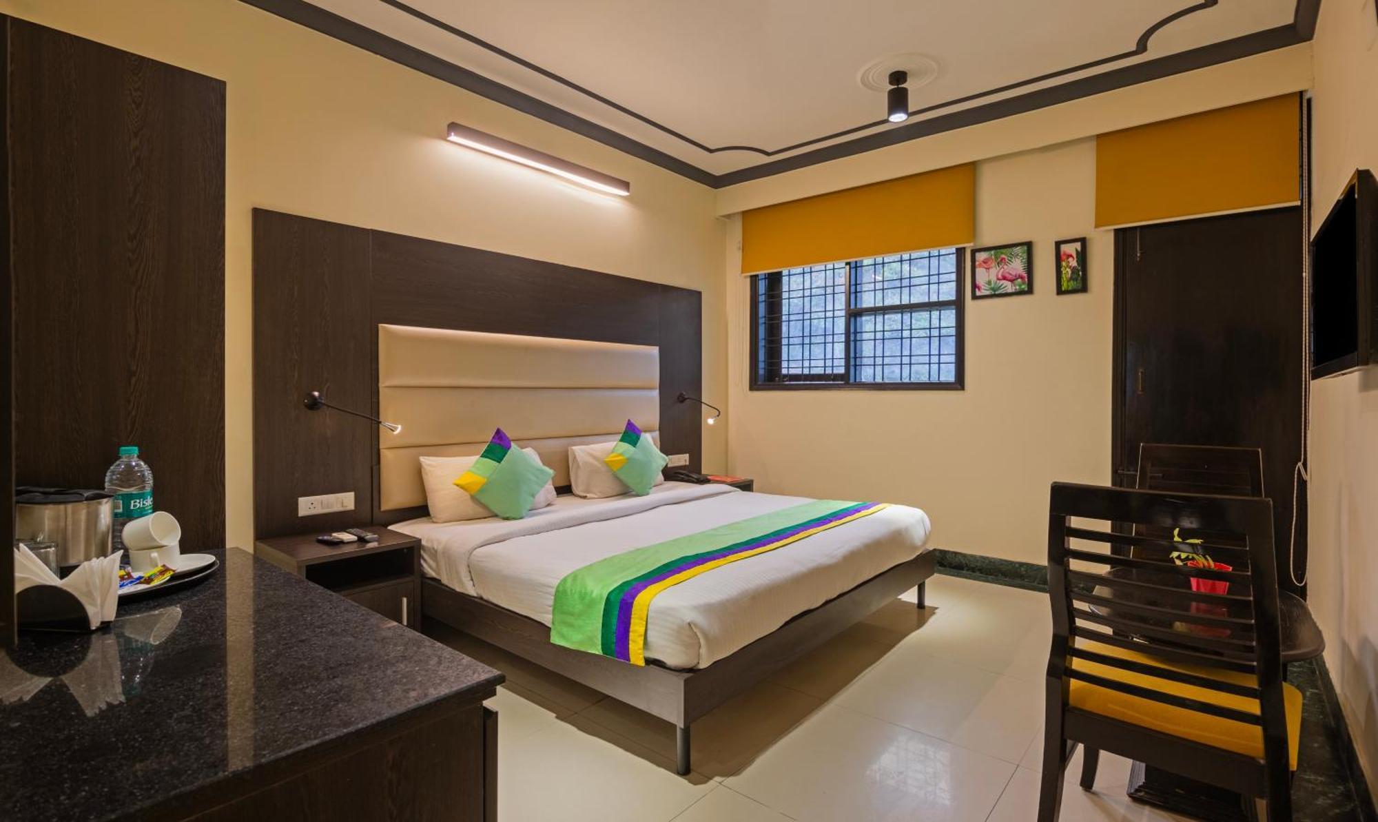 Super Townhouse Sushant Lok Phase 1 Formerly Hotel Neven Gurgaon Luaran gambar