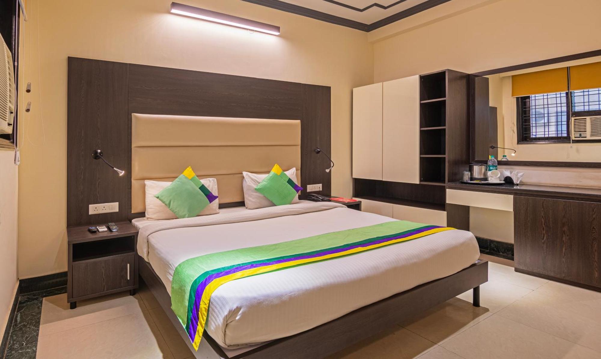 Super Townhouse Sushant Lok Phase 1 Formerly Hotel Neven Gurgaon Luaran gambar
