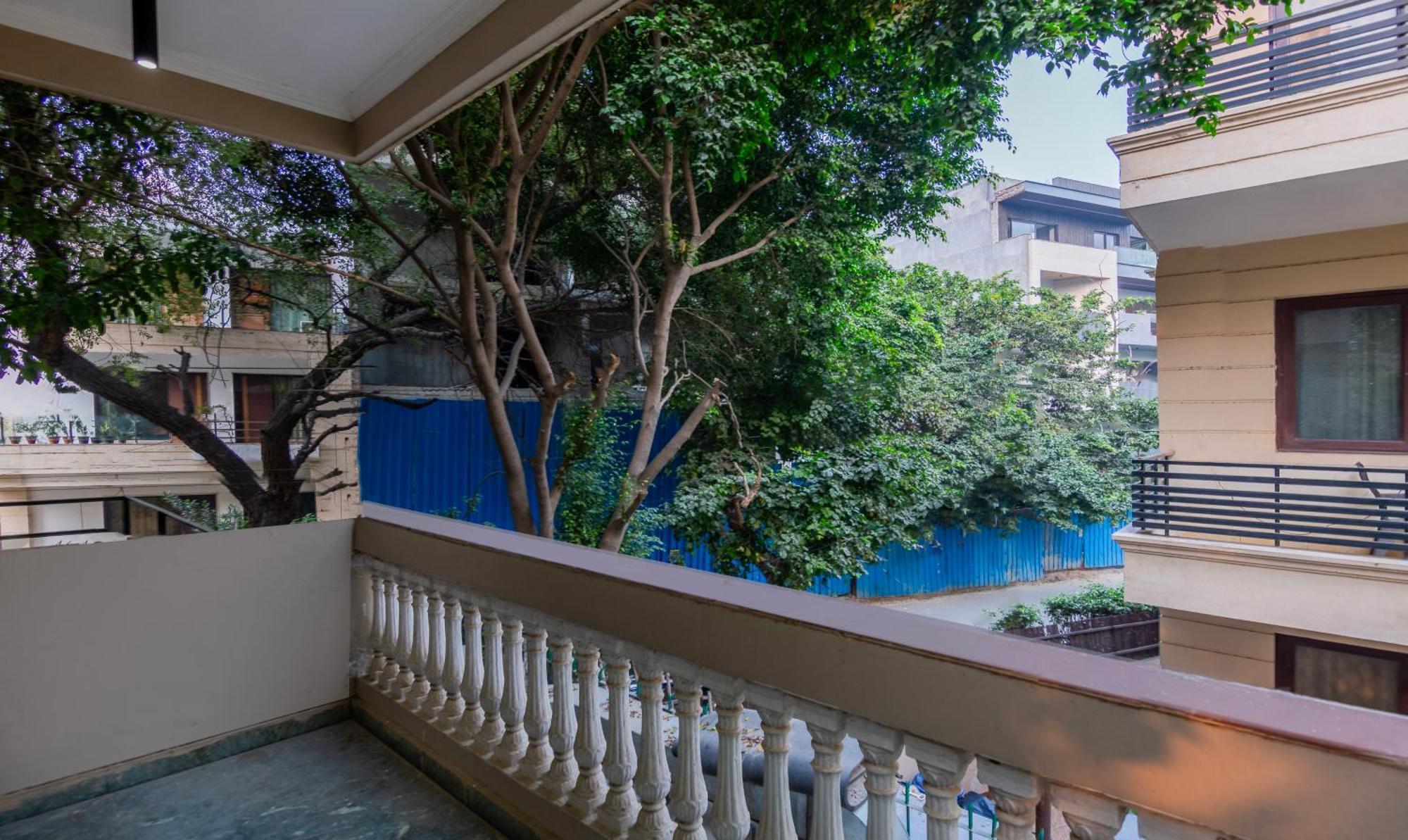 Super Townhouse Sushant Lok Phase 1 Formerly Hotel Neven Gurgaon Luaran gambar