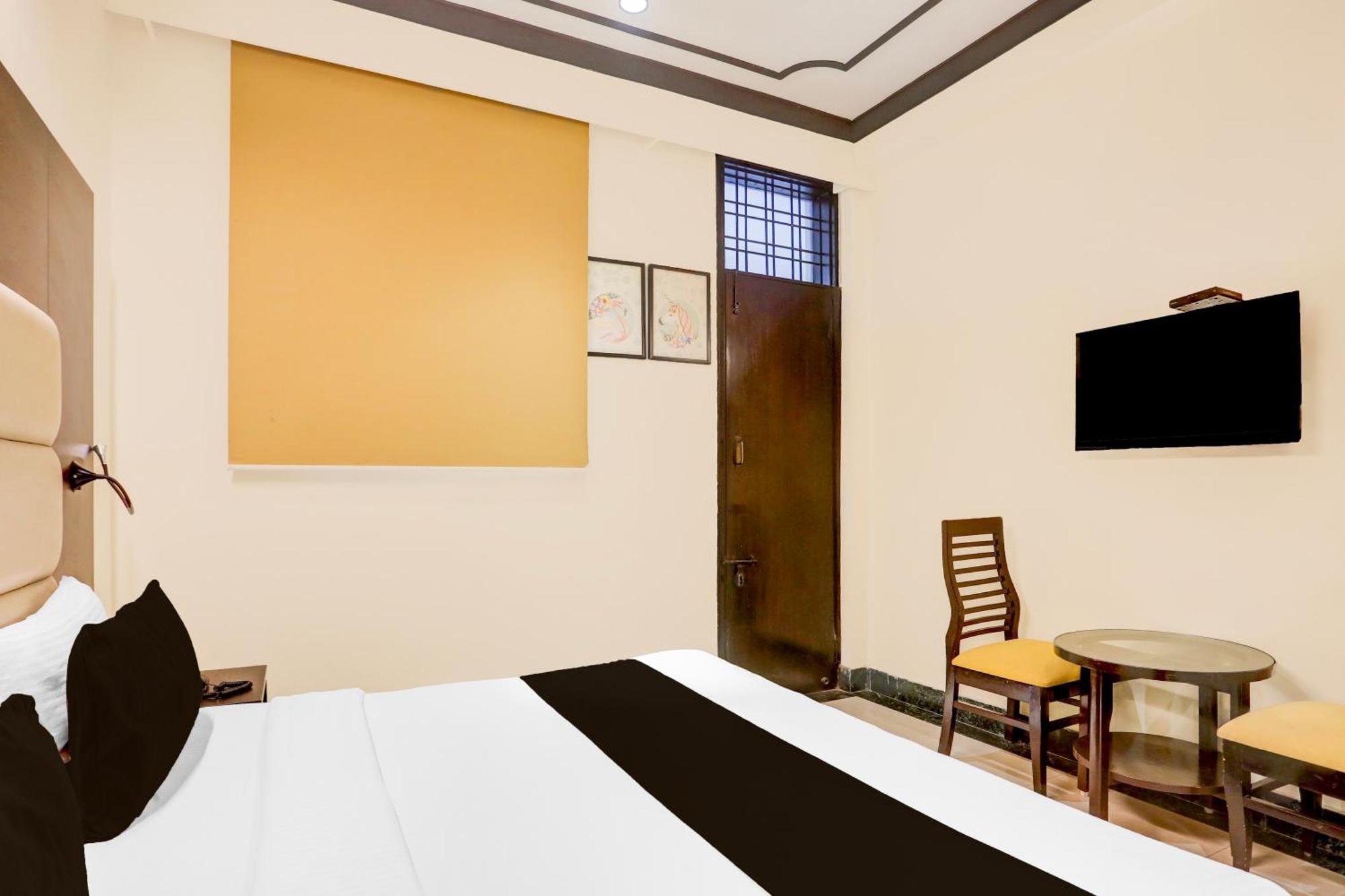 Super Townhouse Sushant Lok Phase 1 Formerly Hotel Neven Gurgaon Luaran gambar