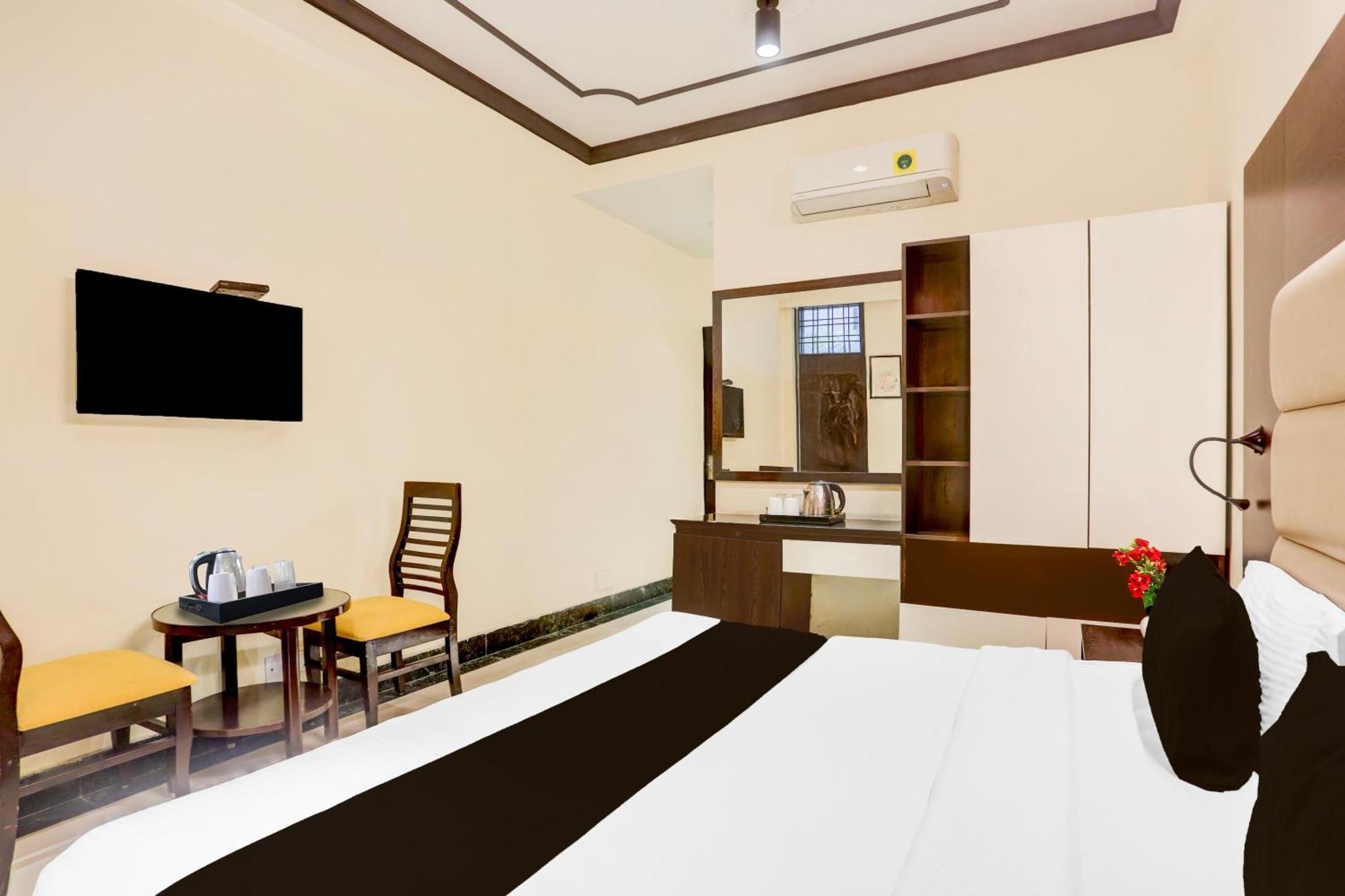 Super Townhouse Sushant Lok Phase 1 Formerly Hotel Neven Gurgaon Luaran gambar